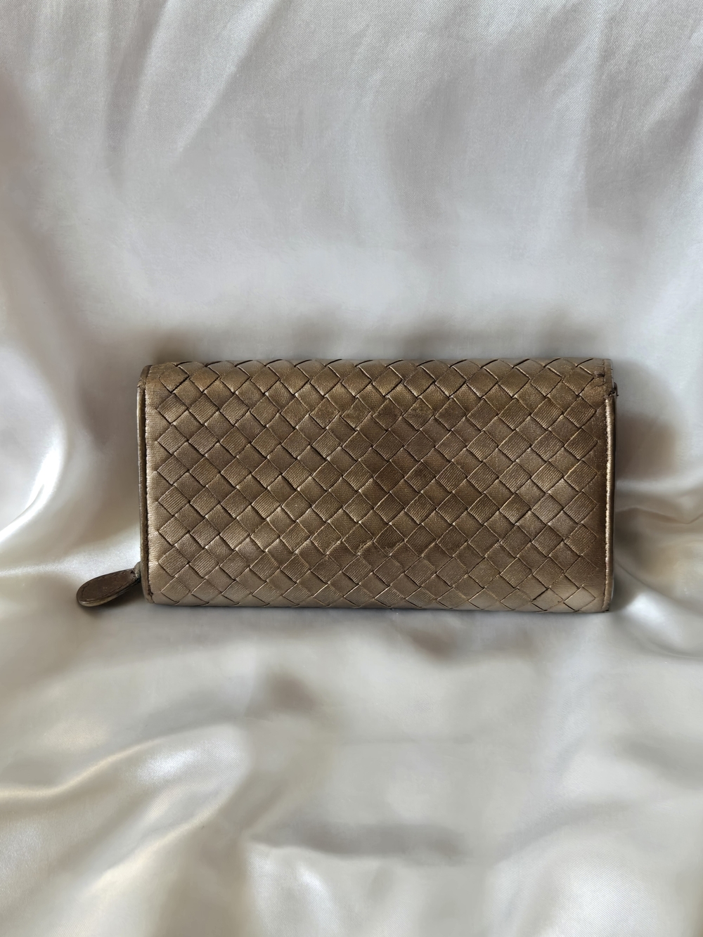 Bottega Veneta Metallic Gold Intrecciato Leather Wallet - Picture 2 of 16